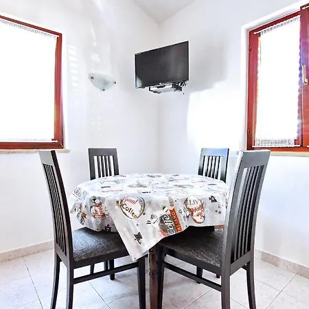 Apartament Away From *